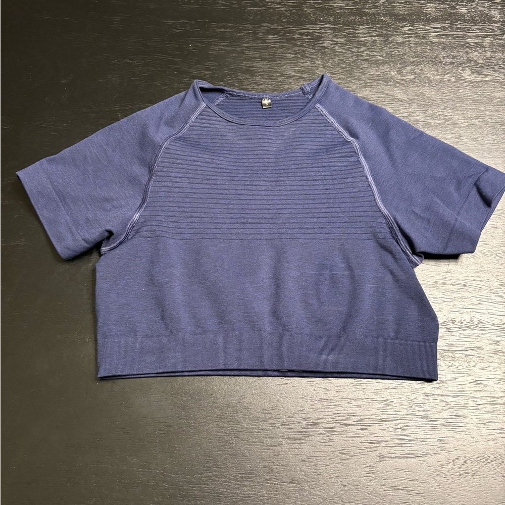 Alphalete crop top